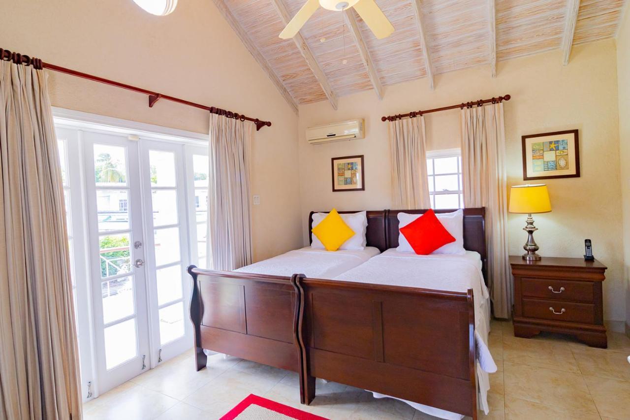 Bianca Bay 3 Bedroom West Coast Beach Front Villa 圣詹姆斯 外观 照片